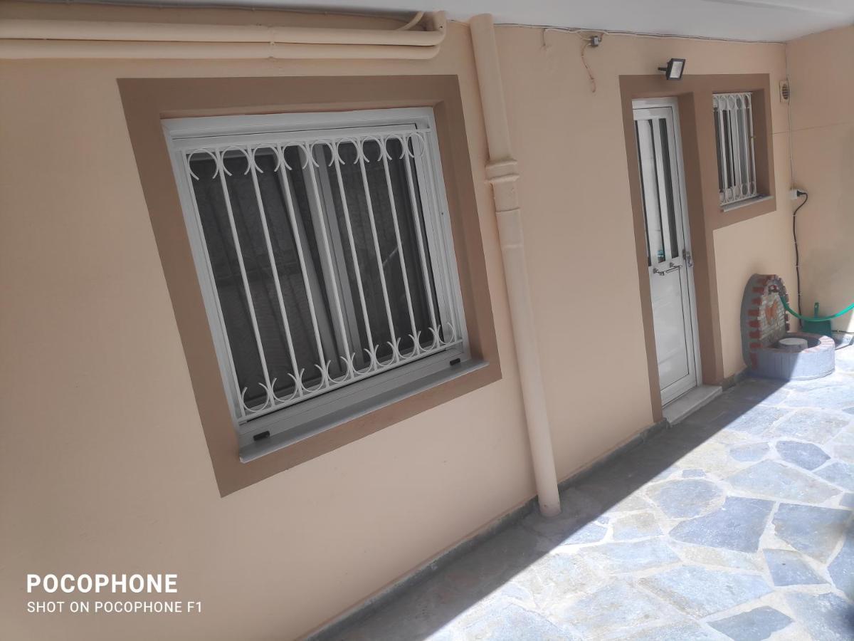 Κεντρικό, Άνετο Και Ζεστό Διαμέρισμα Kamena Vourla Exteriör bild