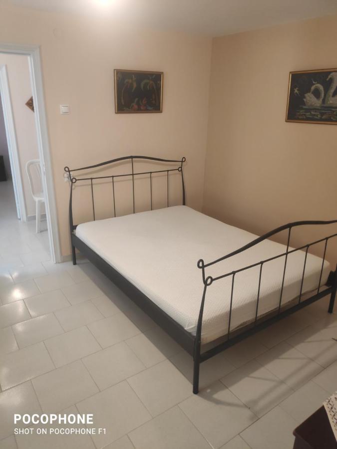 Κεντρικό, Άνετο Και Ζεστό Διαμέρισμα Kamena Vourla Exteriör bild