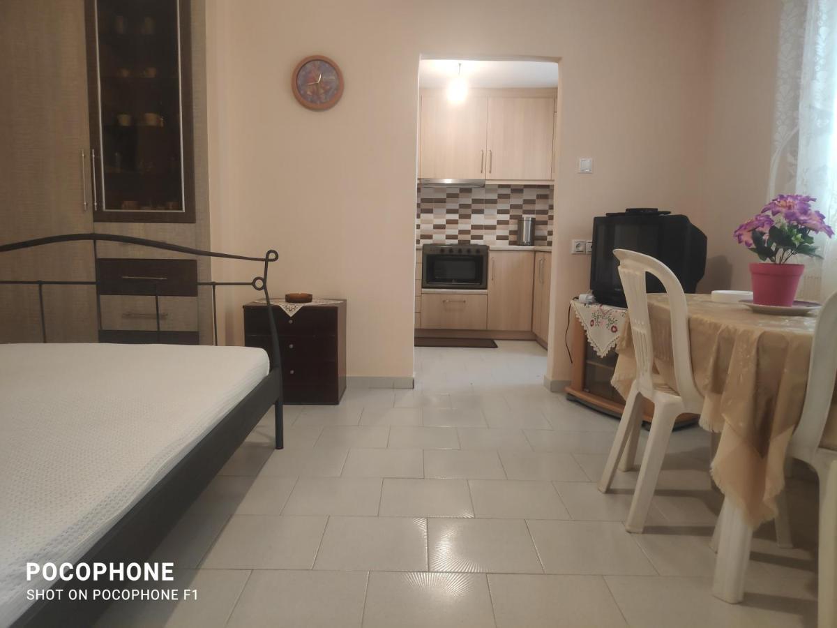 Κεντρικό, Άνετο Και Ζεστό Διαμέρισμα Kamena Vourla Exteriör bild