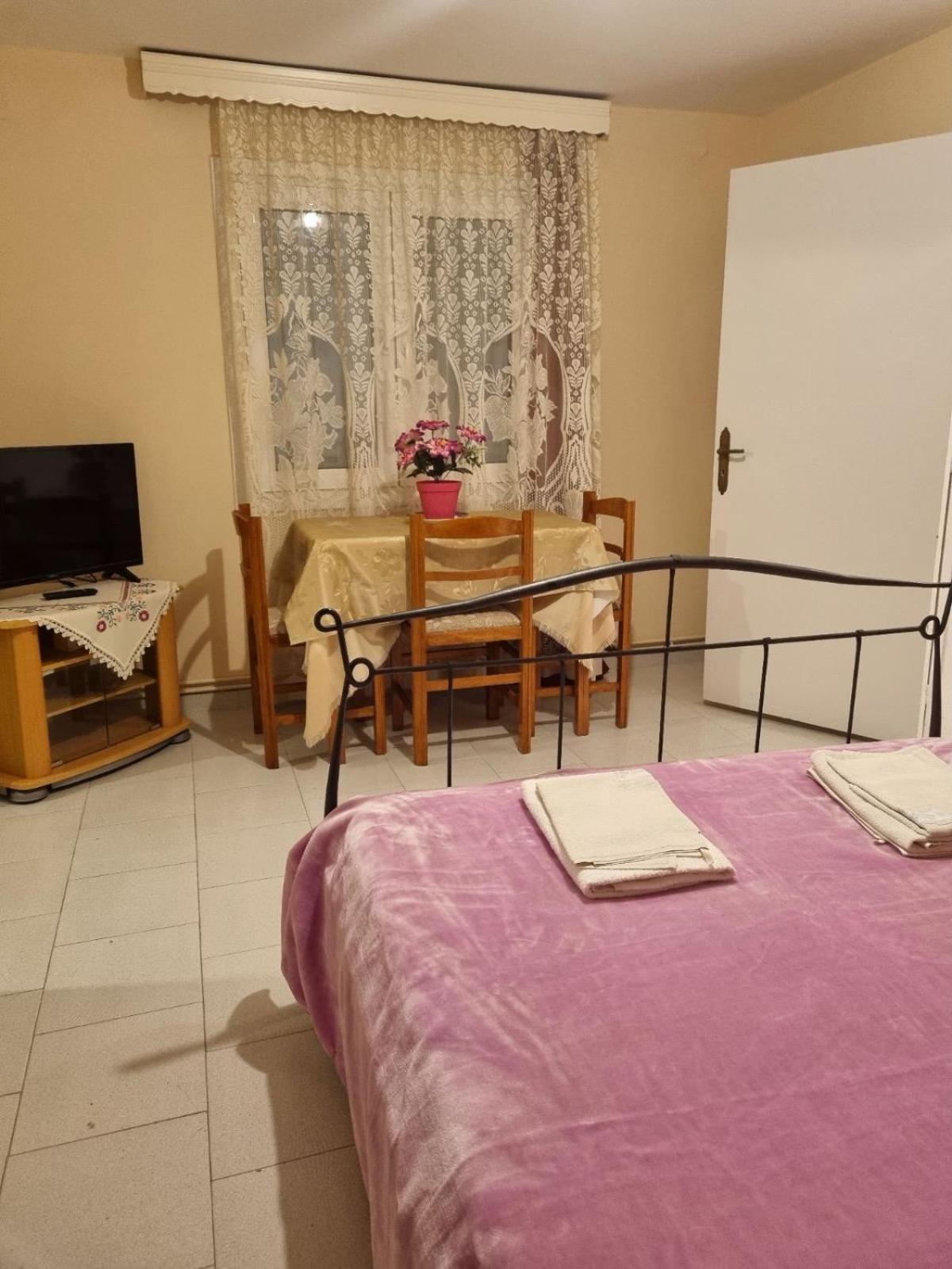 Κεντρικό, Άνετο Και Ζεστό Διαμέρισμα Kamena Vourla Exteriör bild